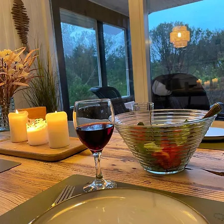 Unique Location On A Large Sunny Natural Plot Hébergement de vacances *