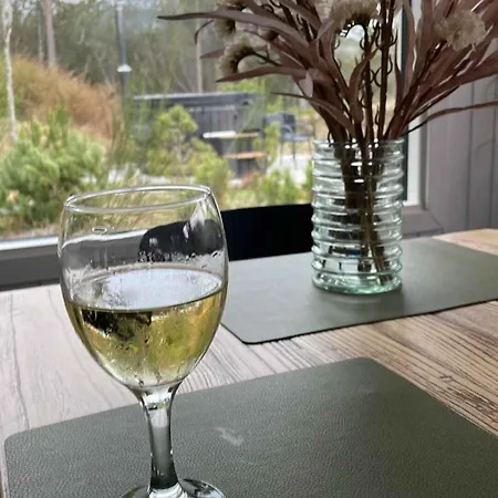 度假居 Unique Location On A Large Sunny Natural Plot *